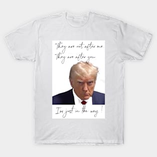 Trump mug shot T T-Shirt